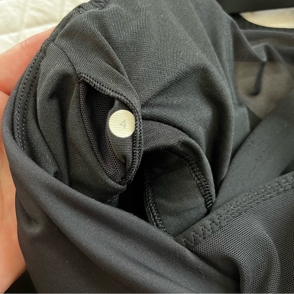 Lululemon Running In The City tank - Picture 6 of 6